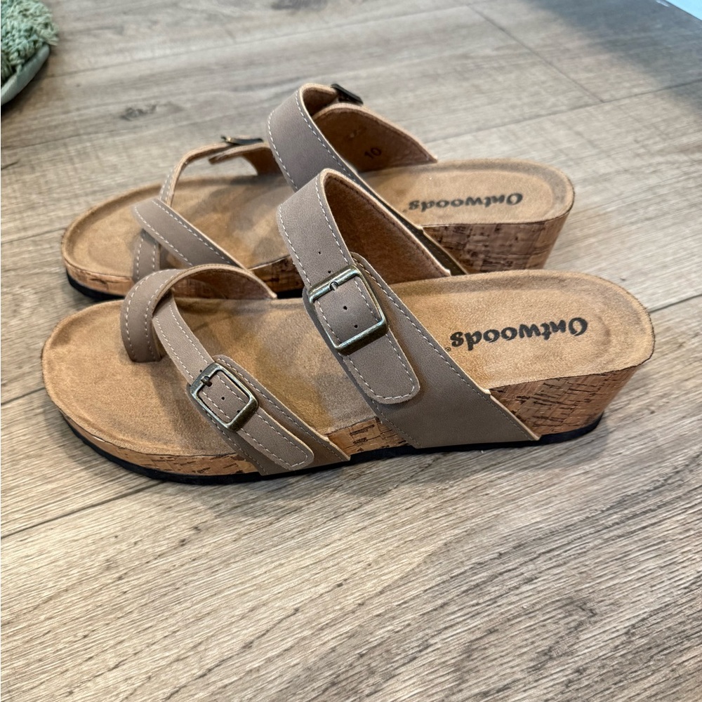 Outwoods Tan Sandals with Adjustable Straps and Cork Footbed